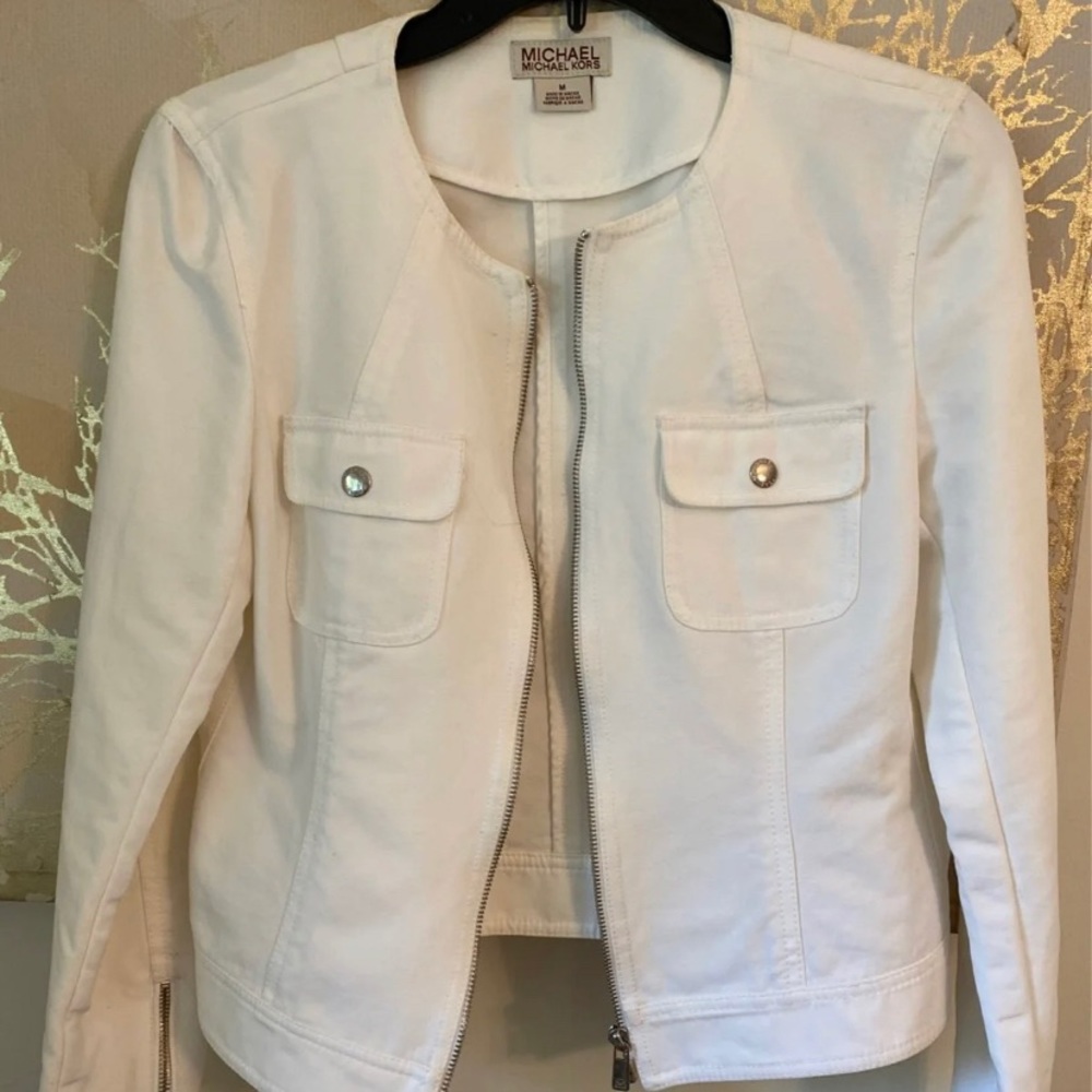 Micheal Micheal Kors  denim white jockey with zipper